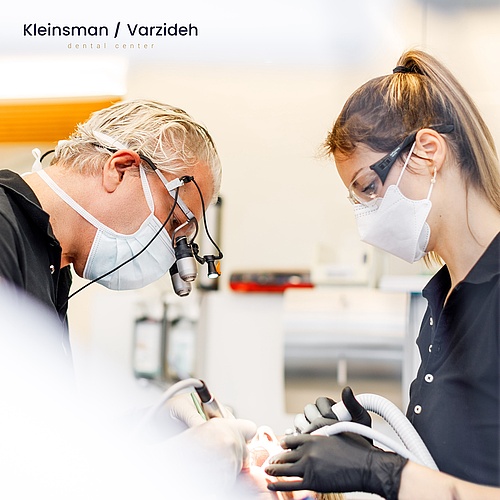 Every smile is a work of art - that we work on with passion. Make an appointment! www.kleinsman.de #teambertho...